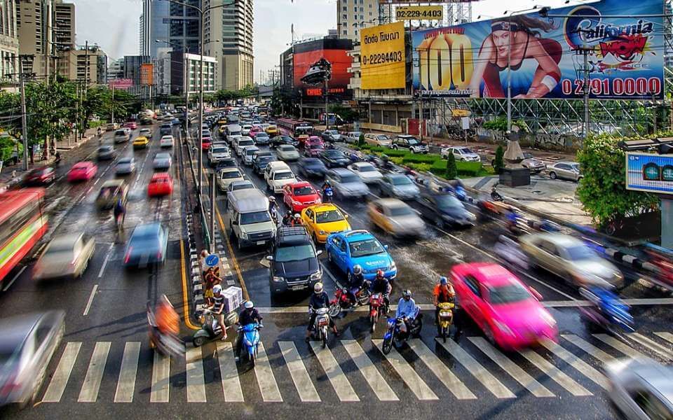bangkok busy road